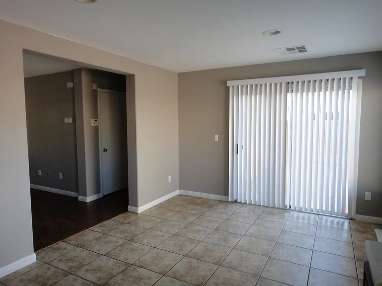 7989 Hilltop Windmill St — Photo 4
