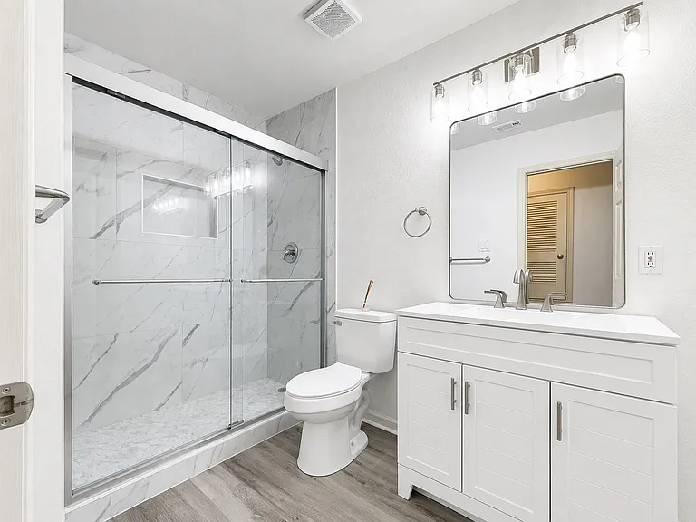 2529 Rio Grande St #91 — Photo 21