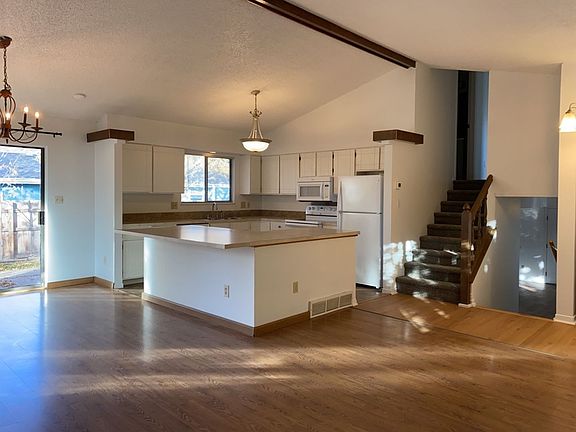 5th image of 2807 Worthington Ave
