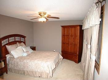 2nd image of 643 Willow Grove Ln