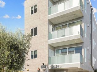 11979 Walnut Ln #1, Los Angeles, CA 90025
