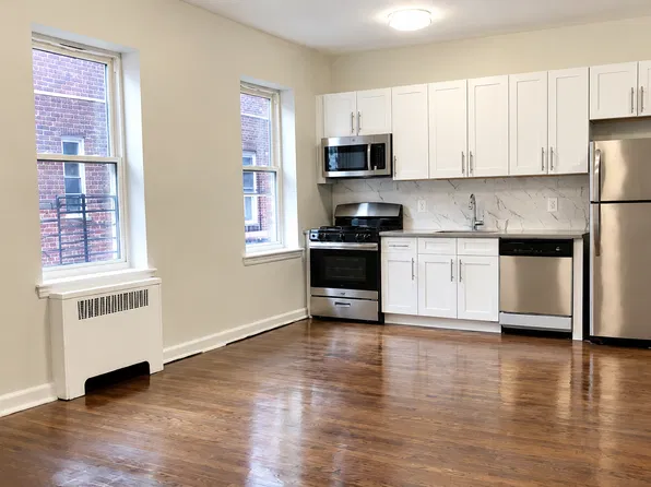 825 Avenue C #C2, Bayonne, NJ 07002