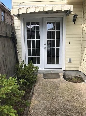 1st image of 704 Vouray Dr APT A