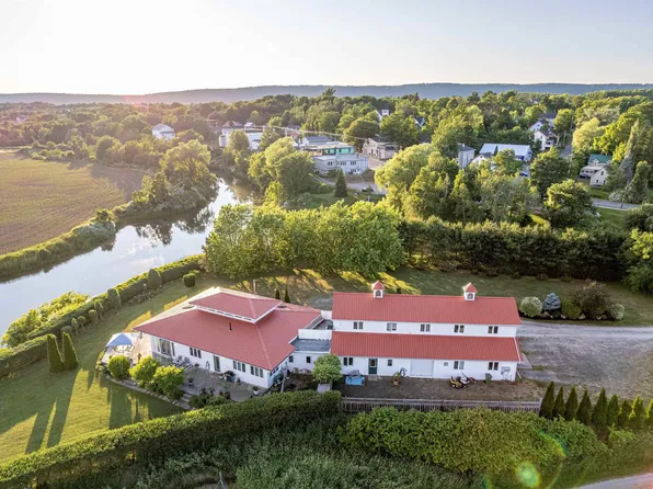 9878 Main St, Canning, NS B0P 1H0