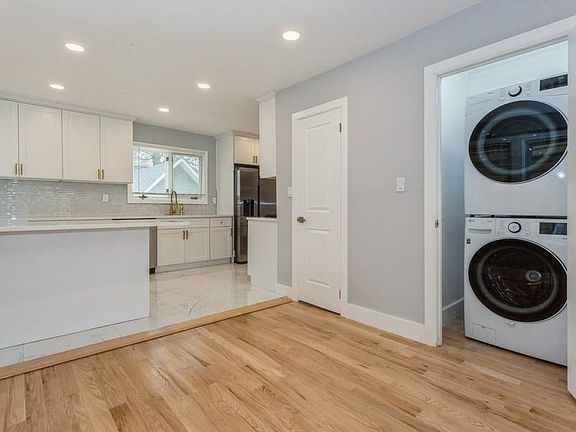 4th image of 17 Jacob St