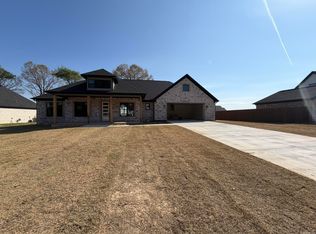 1705 Seattle Slew St, Searcy, AR 72143