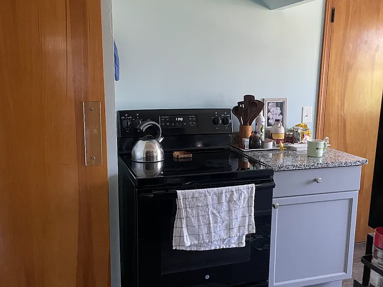 3422 Warren Rd #1A — Photo 9