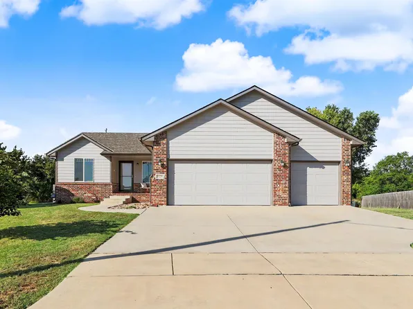 1229 S Ward Pkwy, Haysville, KS 67060