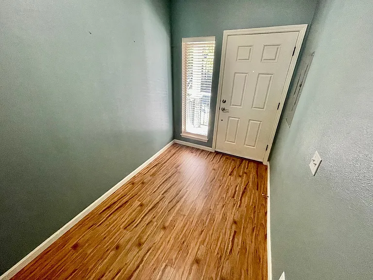 12947 NW Clement Ln — Photo 33