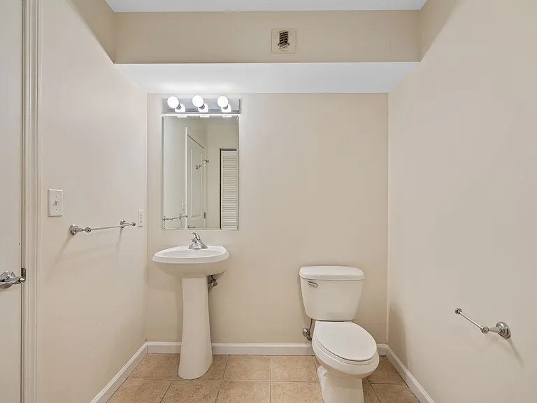 Powder room