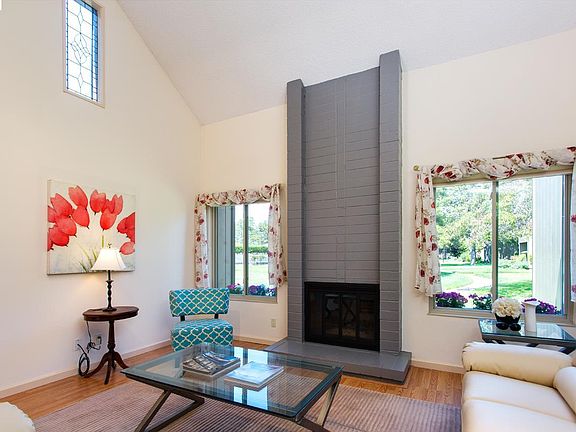 3rd image of 3547 Norman Ln