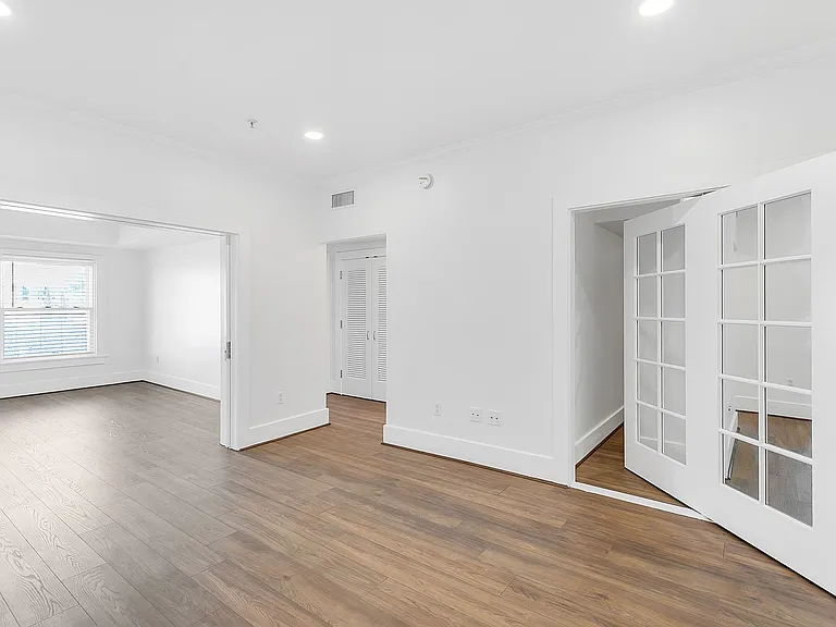 The Harlan Residences — Photo 29