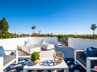 1085 Nowita Pl, Venice, CA 90291