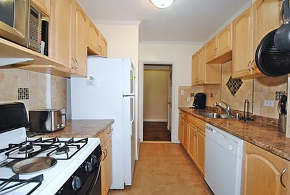 Sold by Better Homes & Gardens FH Realty | media 36