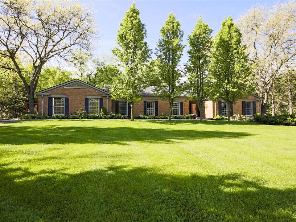 1st image of 3485 Robinwood Dr