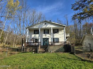 1023 Ritcheys Rd, Duncansville, PA 16635