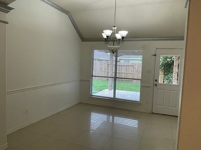 5923 Hatfield Glen Dr — Photo 9