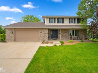 802 Andrea Dr, Manhattan, IL 60442