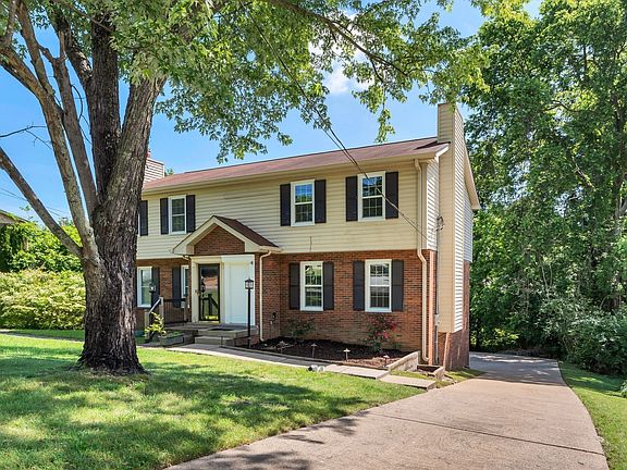 3rd image of 3206 Cedar Ridge Rd