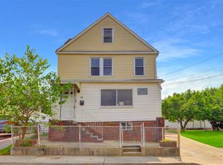 44 Seville St, Elmont, NY 11003