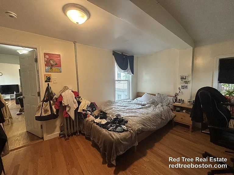375 Prospect St — Photo 9