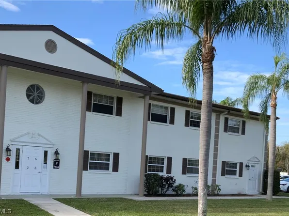 7055 New Post Dr APT 5, North Fort Myers, FL 33917