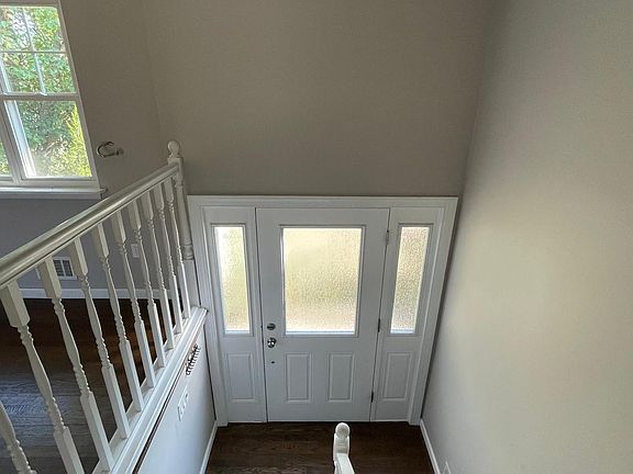 4th image of 1220 Bewick St