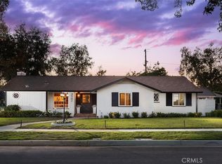 2102 N Rosewood Ave, Santa Ana, CA 92706