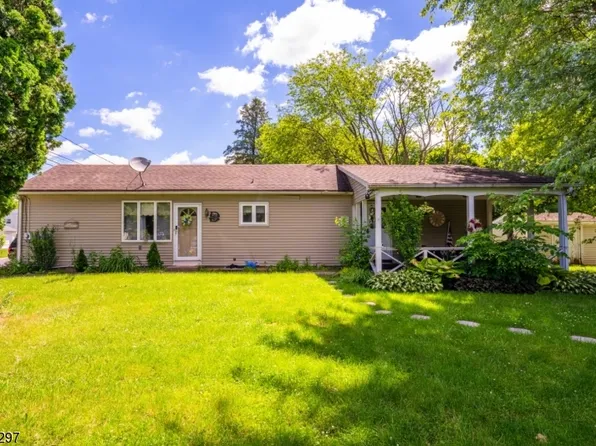 964 Hobson St, Alpha Boro, NJ 08865