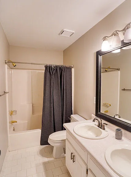335 Butterfield Ln — Photo 18