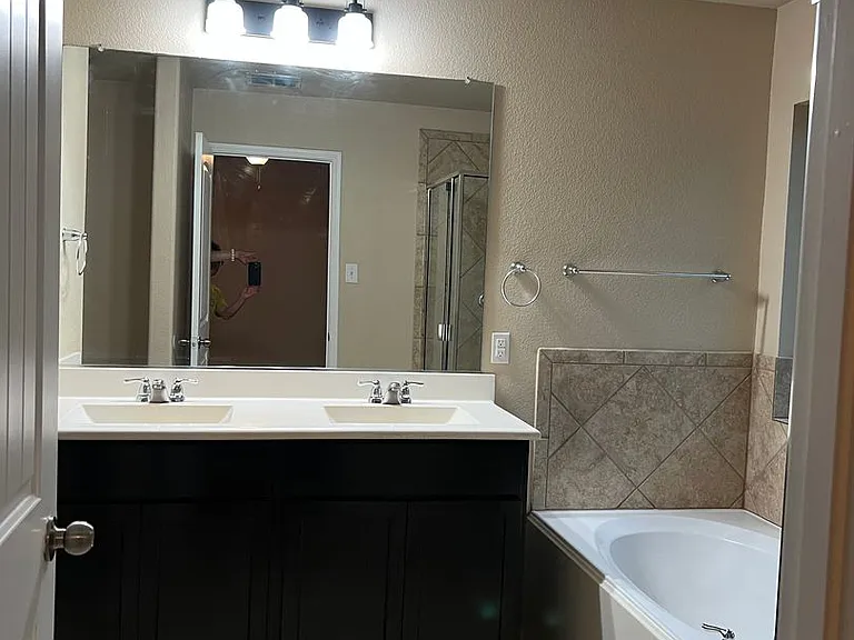 2621 Frisco Wood Dr — Photo 14