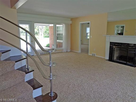 2nd image of 6425 Gates Mills Blvd
