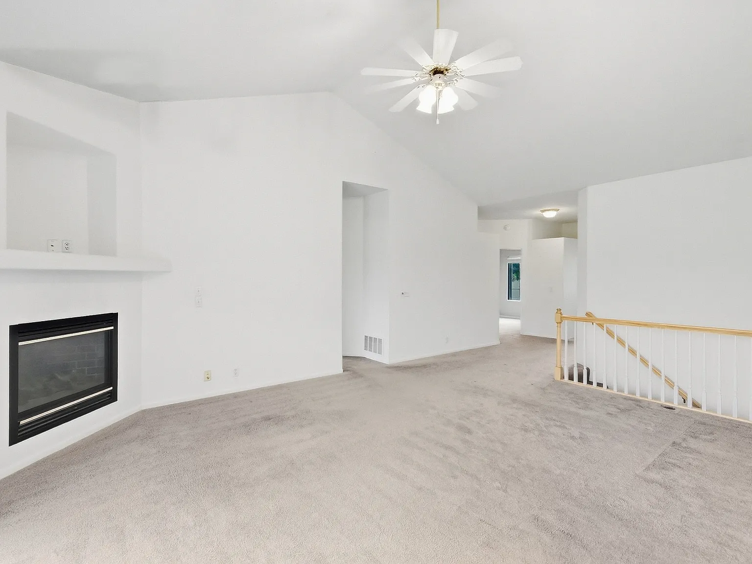 2 bed, 1782 sqft, $1,895 — Photo 3