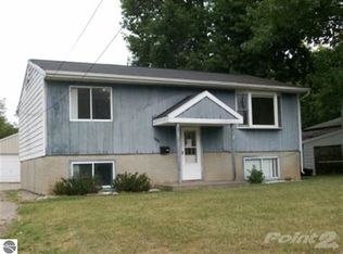 5370 N Pendell Rd, Elwell, MI 48832