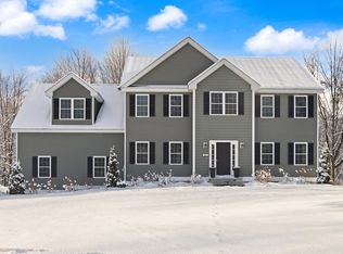 36 Gilchrest St, Lunenburg, MA 01462