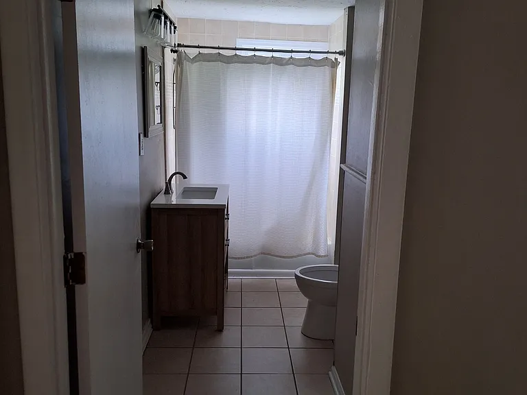 189 N Hanover Ave — Photo 16