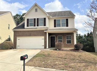 758 Rockingham Dr, Lithia Springs, GA 30122