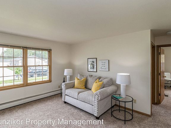 5th image of 2721 Luther Dr Unit 5