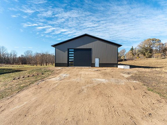 2nd image of Cloudy Ct