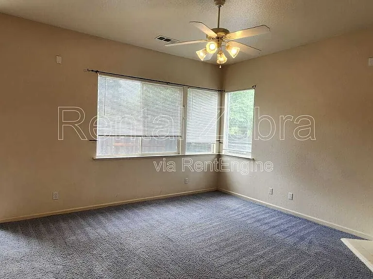 3795 Swan Ave — Photo 3