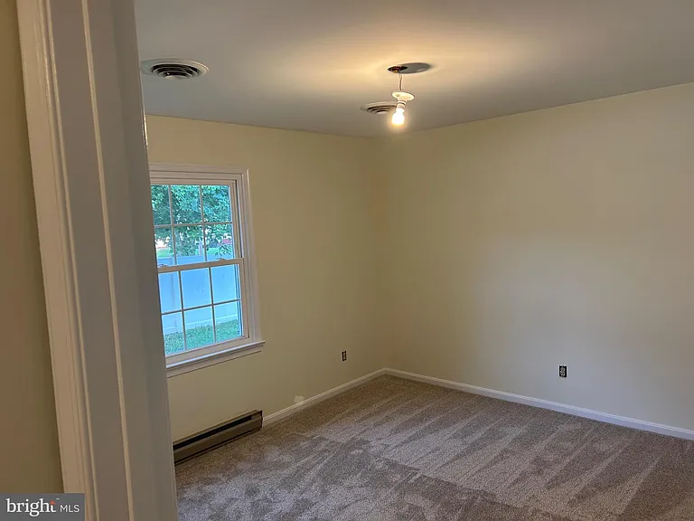 39685 Lady Baltimore Ave — Photo 14