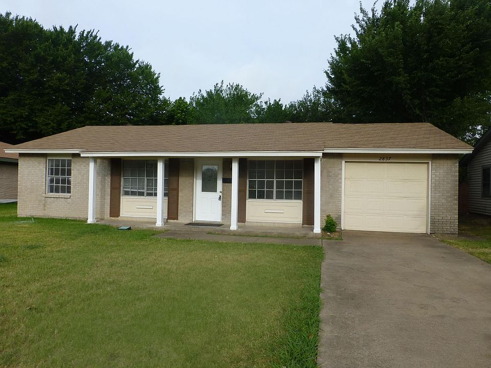 1st image of 2837 Clearbrook Dr