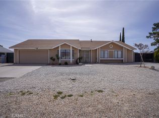 13583 Mount Ranier Way, Hesperia, CA 92345