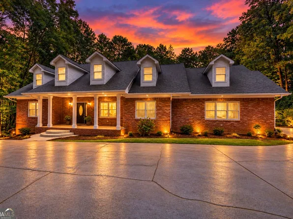 3935 Jamaica Dr, Jonesboro, GA 30236