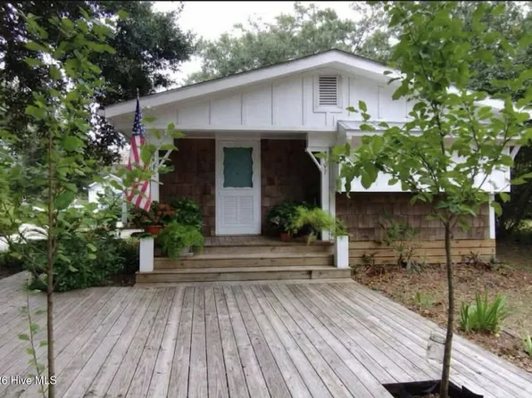 9081 Beach Drive SW, Calabash, NC 28467