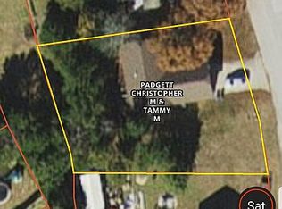 335 Eagle Dr, Forsyth, MO 65653