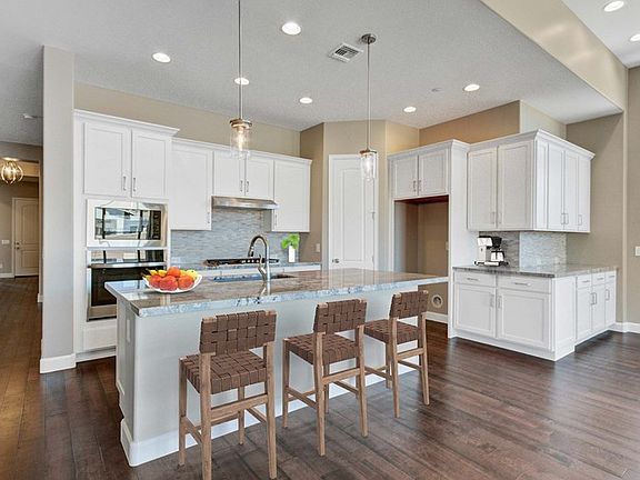 The Amberwing - Kitchen