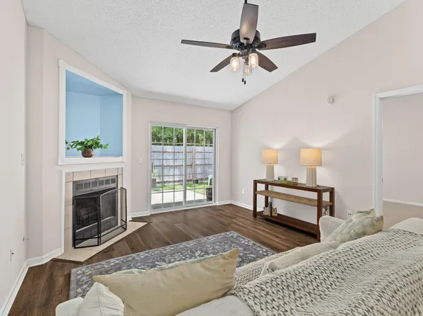 1645 Dexter Ln, Charleston, SC 29412