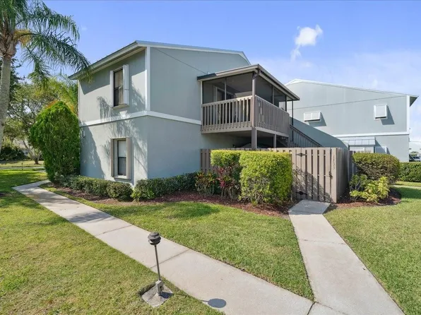 1133 Breezy Way #8H, Sebastian, FL 32958