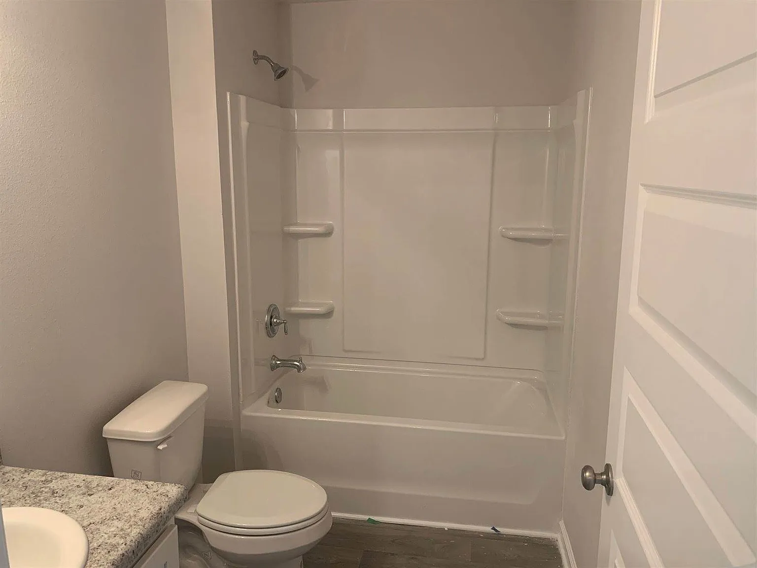 4 bed, $2,550 — Photo 3